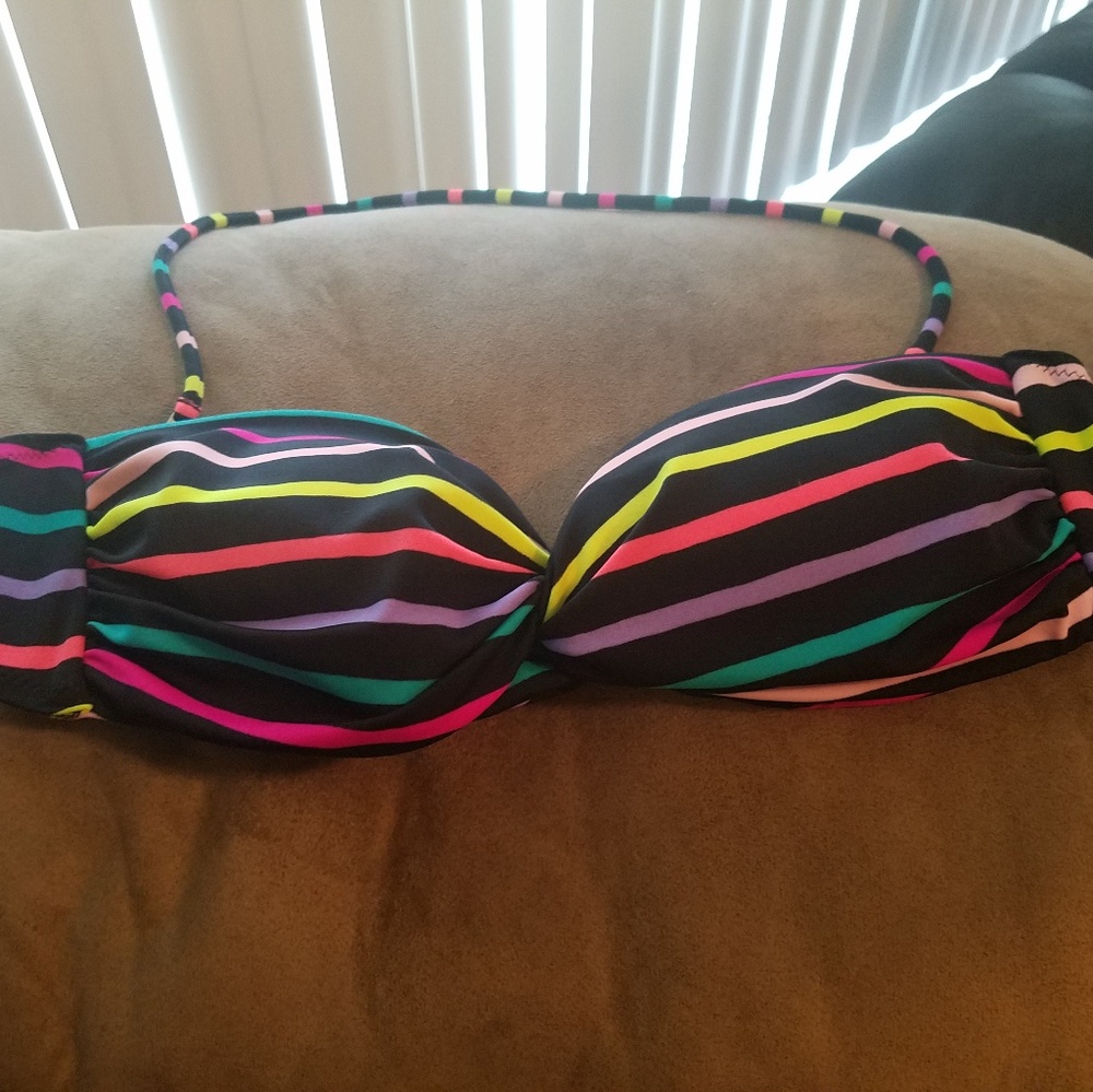 VS swim top